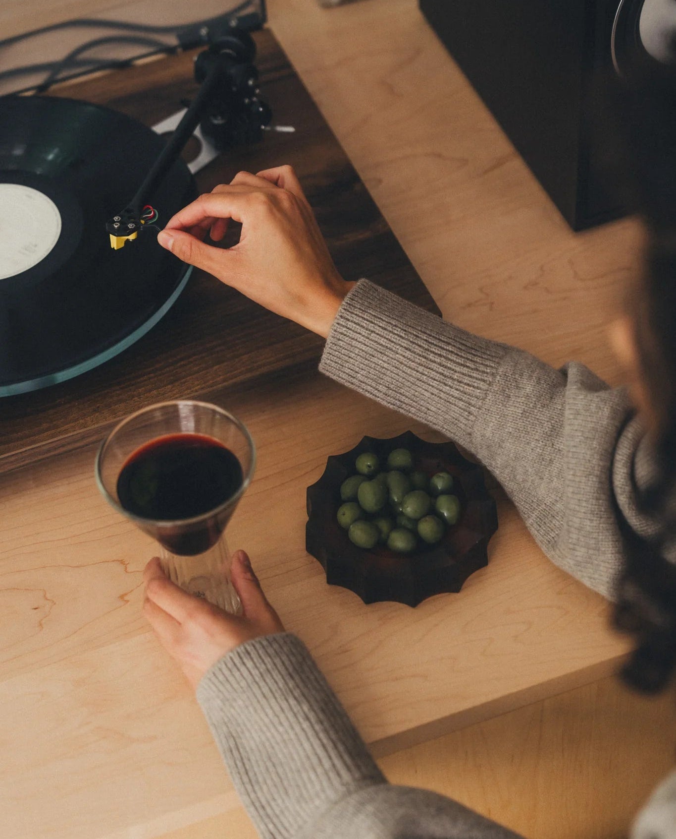 Flow Resin Sun Dish | Earth by SAARDÉ (flow-resin-sun-dish-earth)