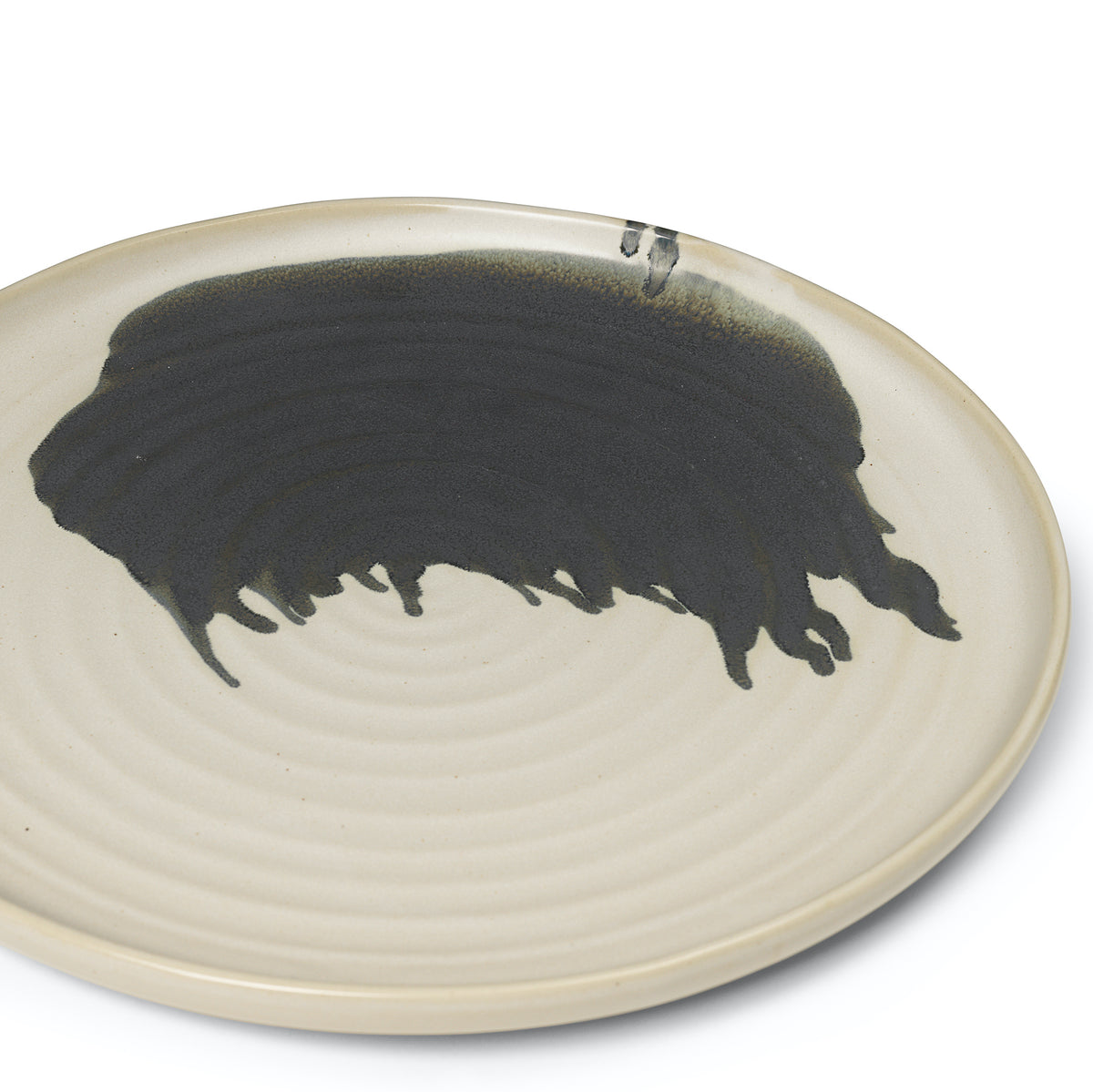 Omhu Centrepiece | Off-White/Charcoal by FERM LIVING (omhu-centrepiece-off-white-charcoal)