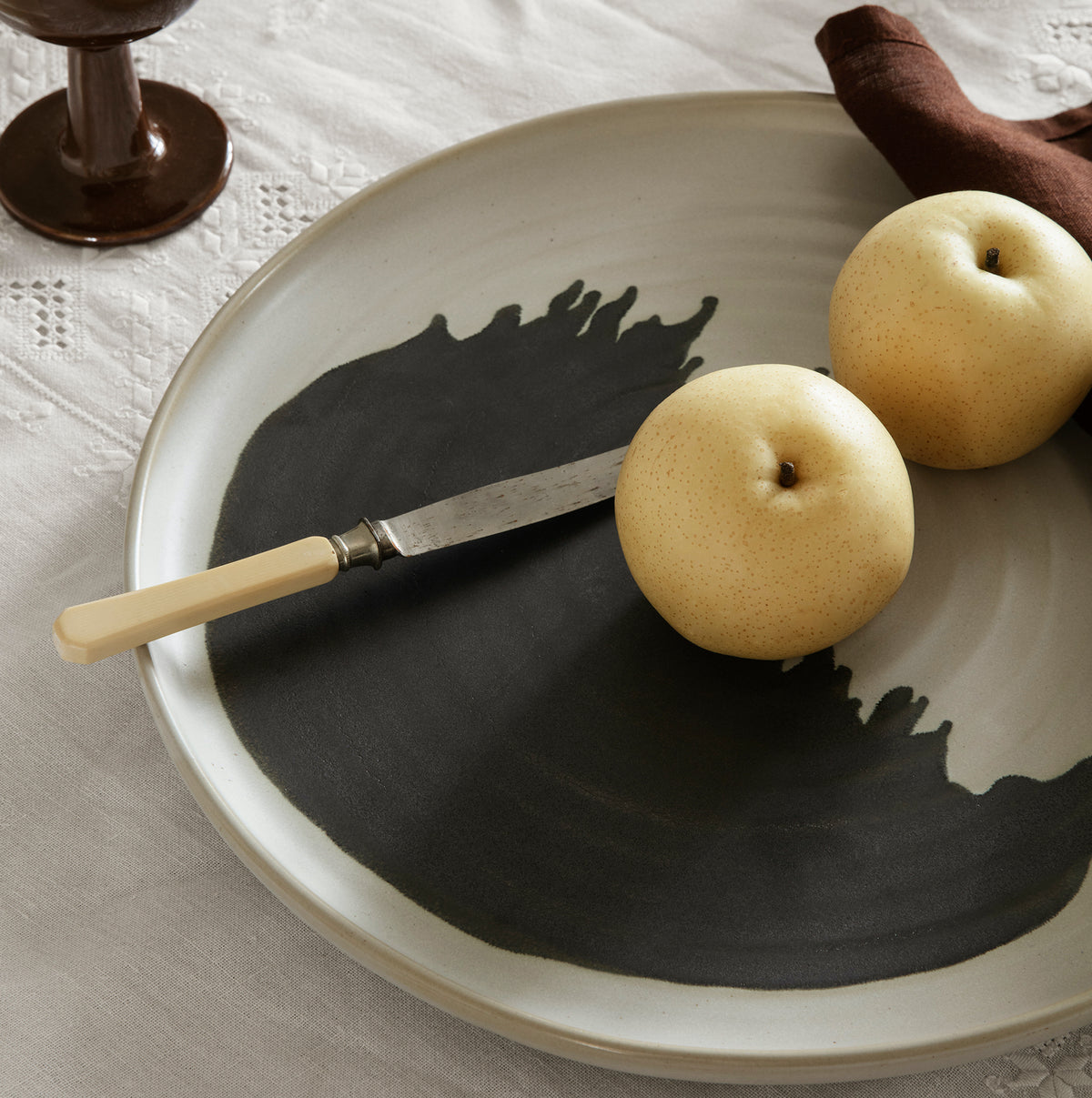 Omhu Centrepiece | Off-White/Charcoal by FERM LIVING (omhu-centrepiece-off-white-charcoal)