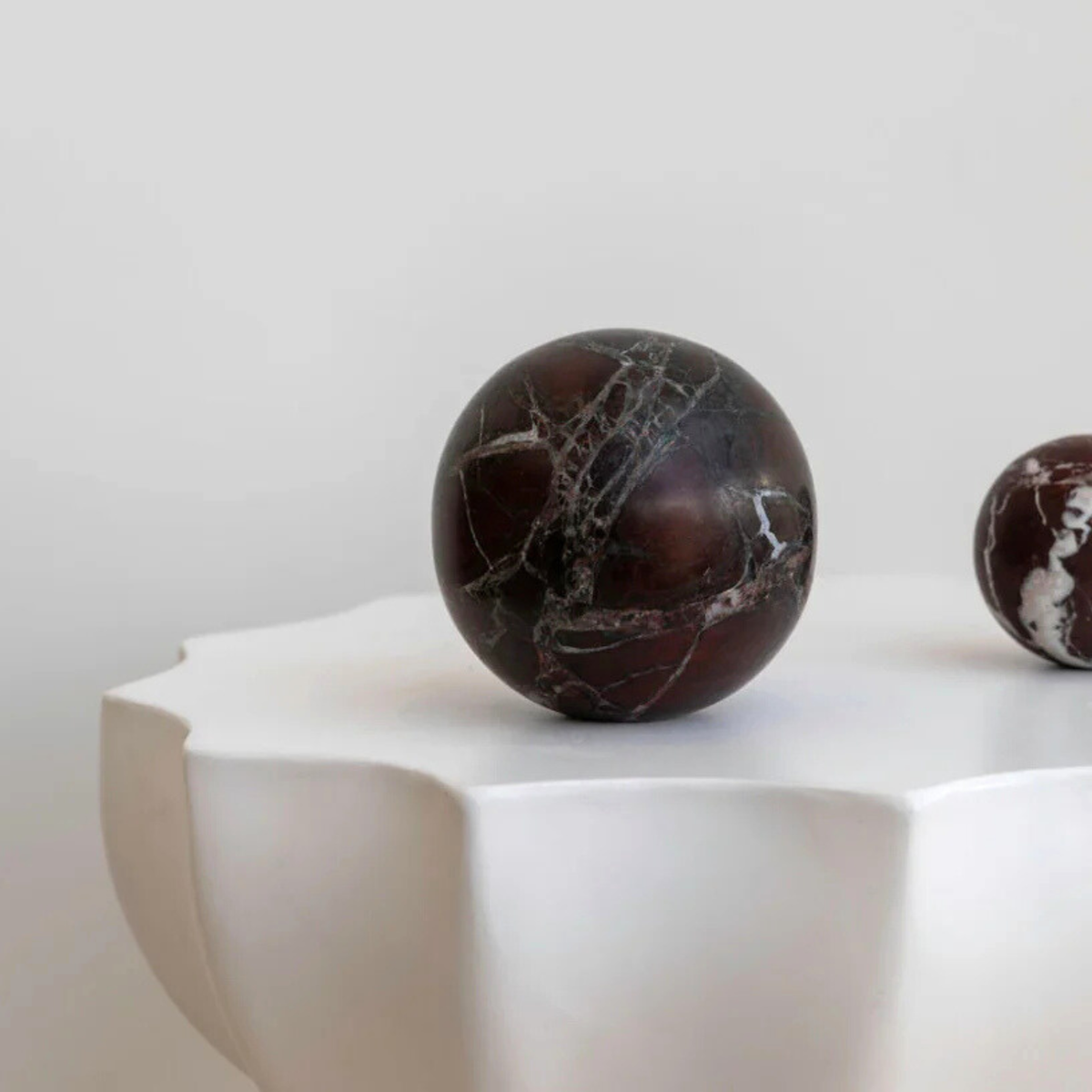 Orbit Table Sculpture | L | Rosso Levanto