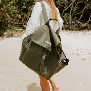 Beach Hauler Mesh Backpack | Pandanus