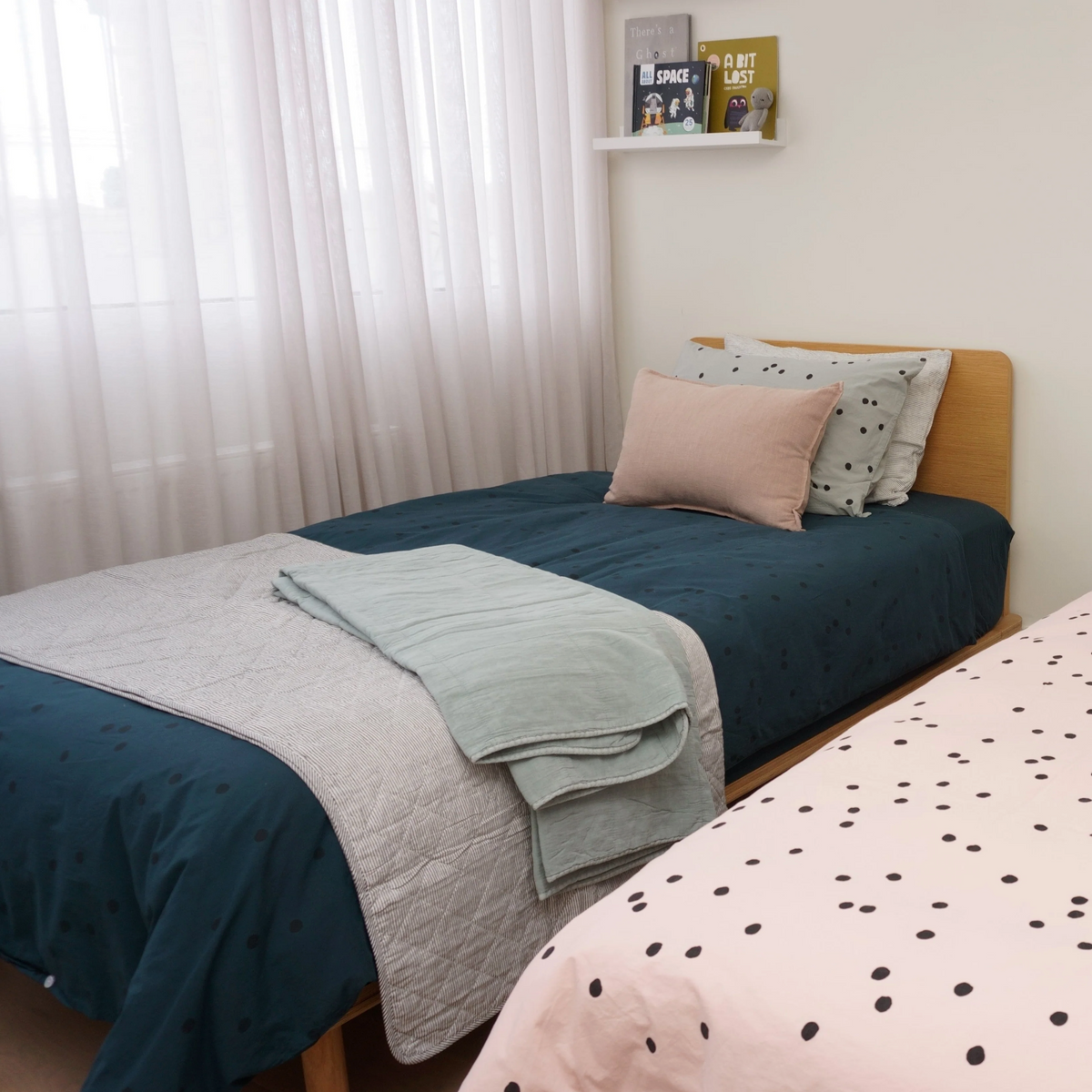 Pillowcase Odette - Brume by La Cerise Sur Le Gateau (la-cerise-sur-la-gateau-pillow-case-odette-brume-50)