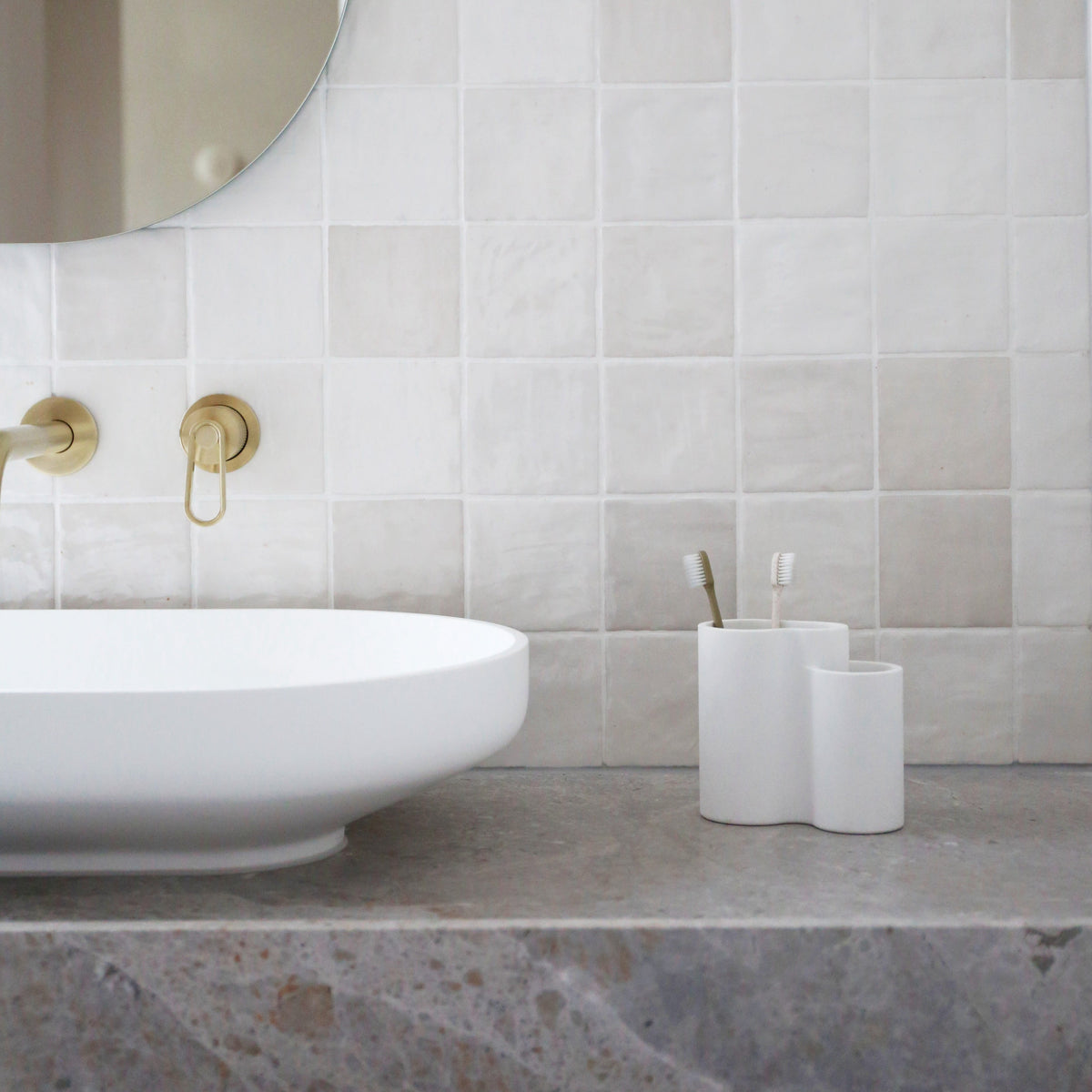 Store All Holder | White by DESIGNSTUFF (copy-of-all-cutlery-drainer-holder-white)