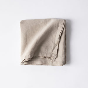 Tell Me More Table Cloth Linen 145x330 | Warm Grey