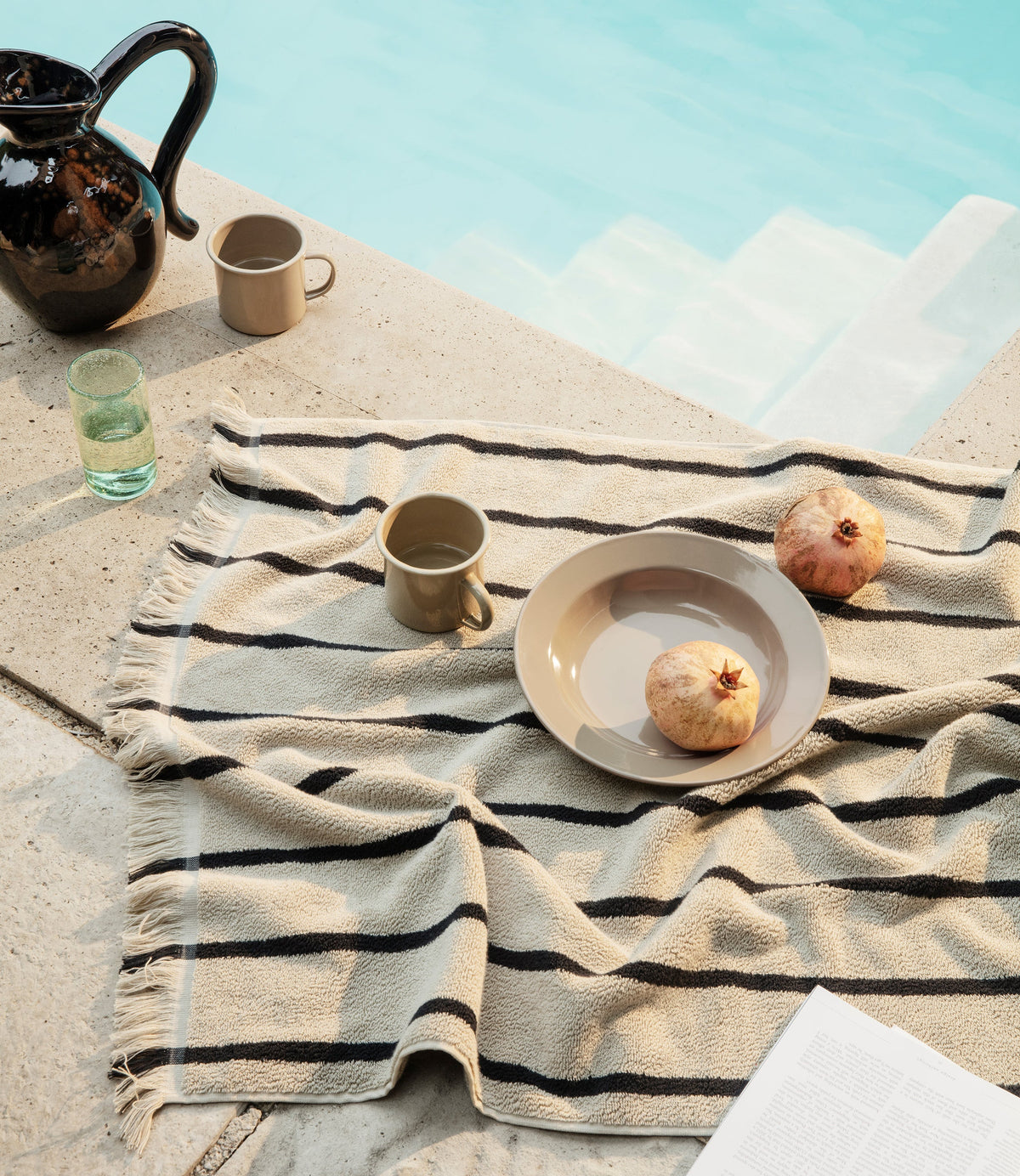 Alee Beach Towel | Sand/Black