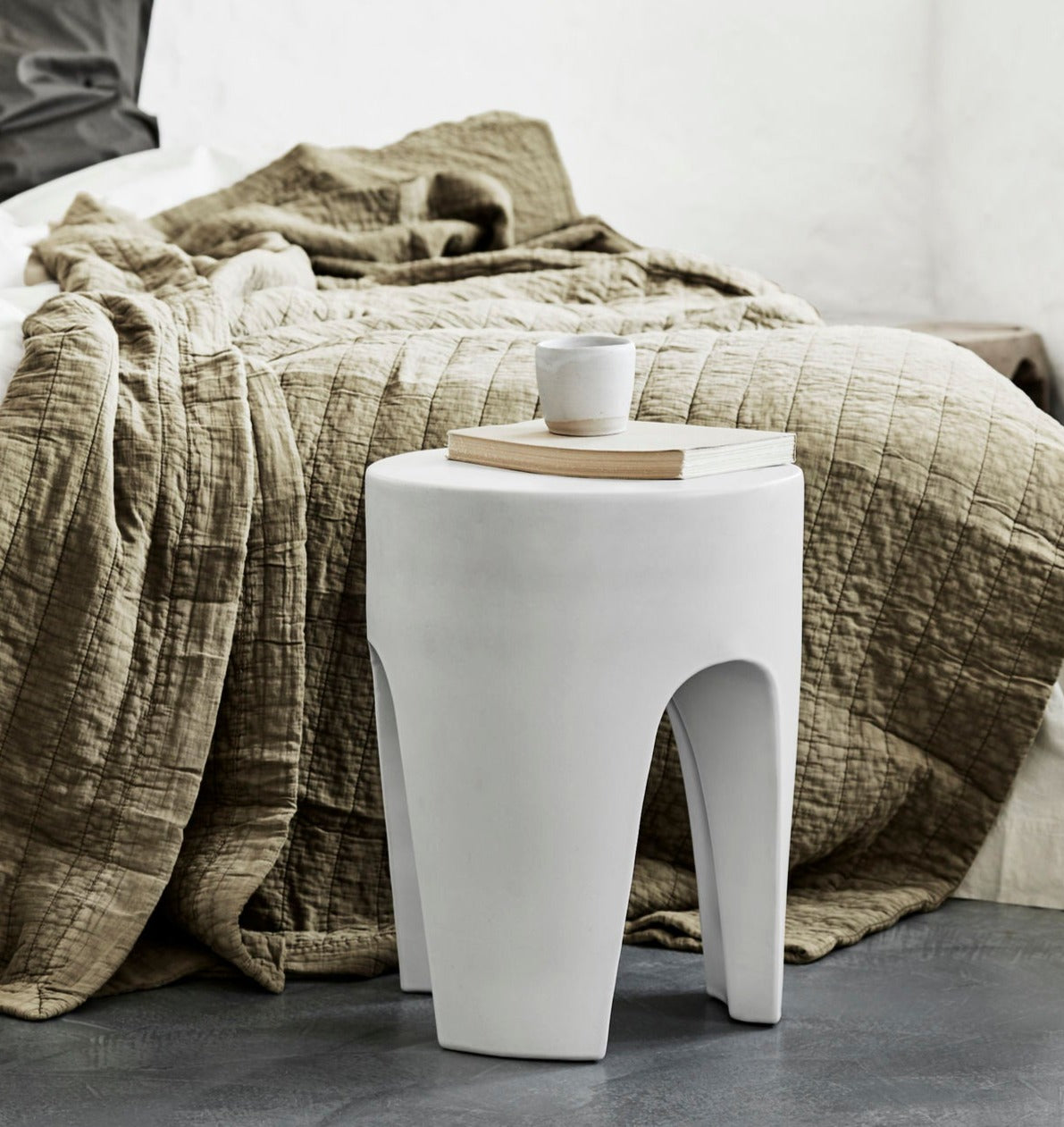BESSHOEI Side Table - Snow by BY NORD (by-nord-side-table-besshoei-snow)