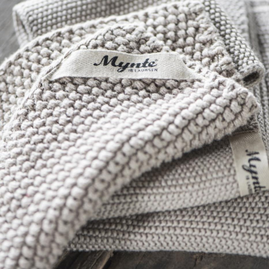 MYNTE Kitchen Towel | Sand by IB LAURSEN (ib-laursen-towel-mynte-sand-knitted)