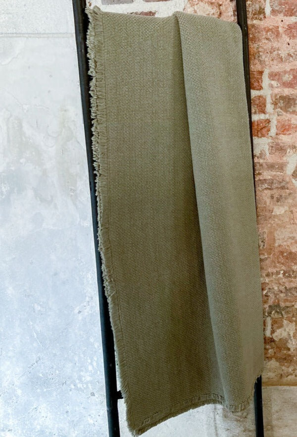 PATARA Bedspread 140x260 - Army by HOME LINEN LABELS (home-linen-labels-patara-140-260cm-army-plaid)