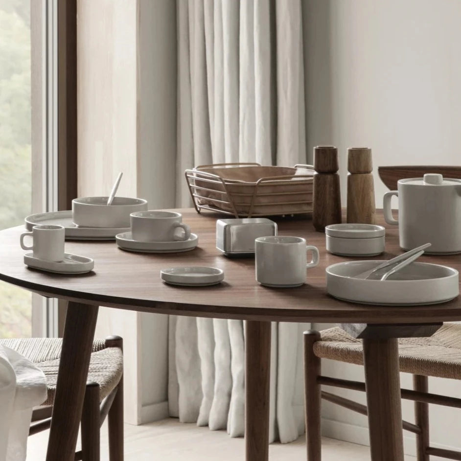 PILAR Serving Plate XS | Moonbeam by BLOMUS (blomus-pilar-plate-moonbeam)