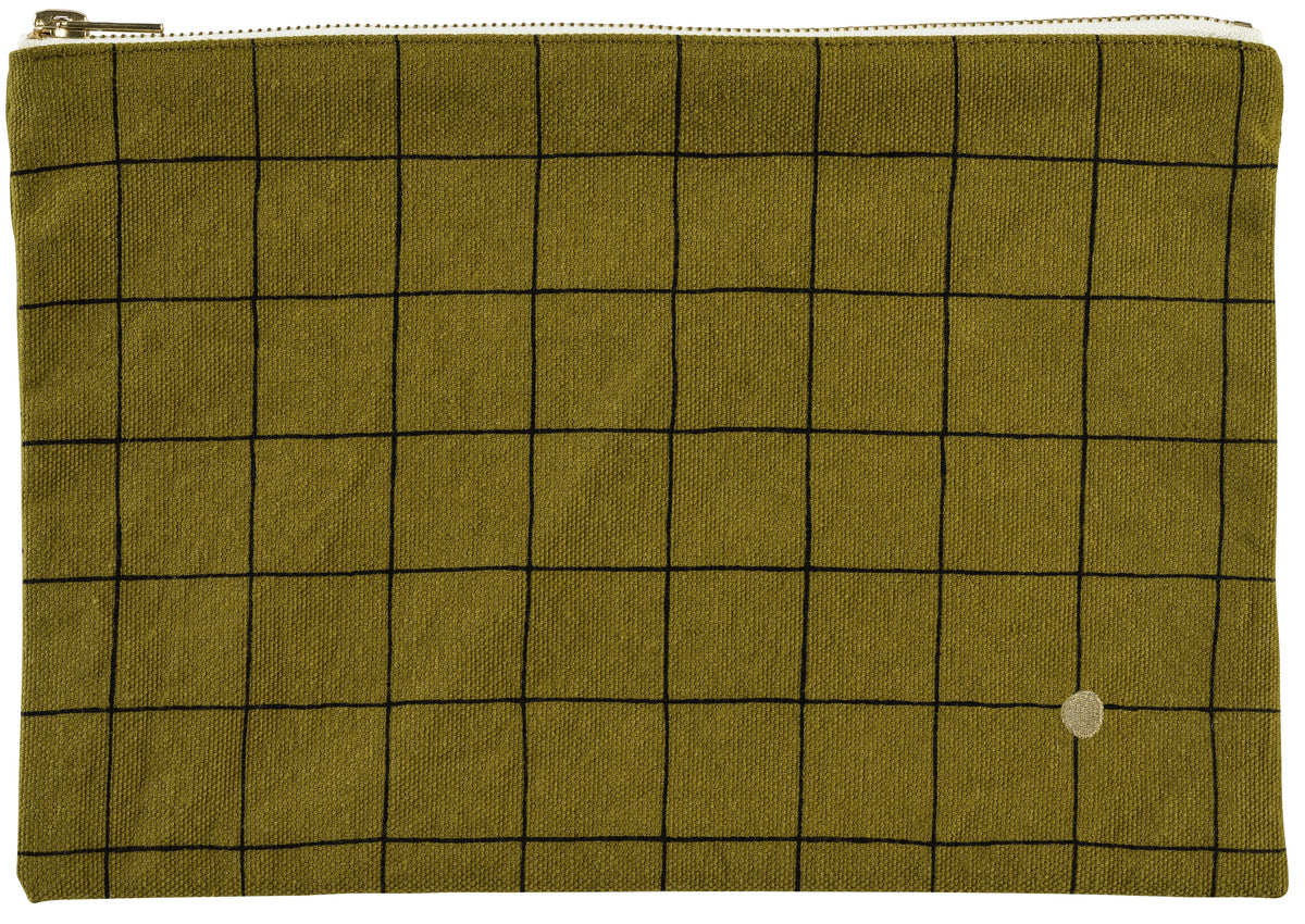 Pouch Oscar L | Lichen by La Cerise Sur Le Gateau (la-cerise-sur-la-gateau-pouch-oscar-lichen-l)