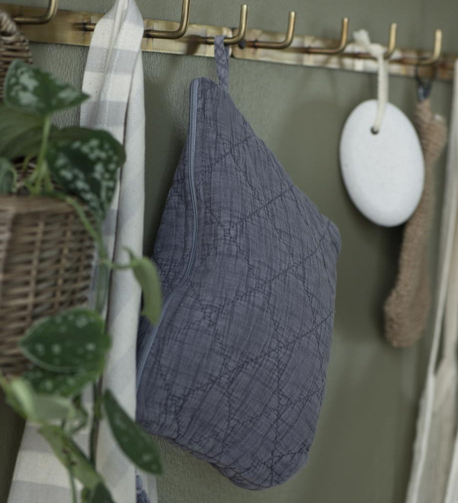 Quilted Travel Pouch - Purple Ash by IB LAURSEN (ib-laursen-toiletry-bag-quilted-purple-ash)