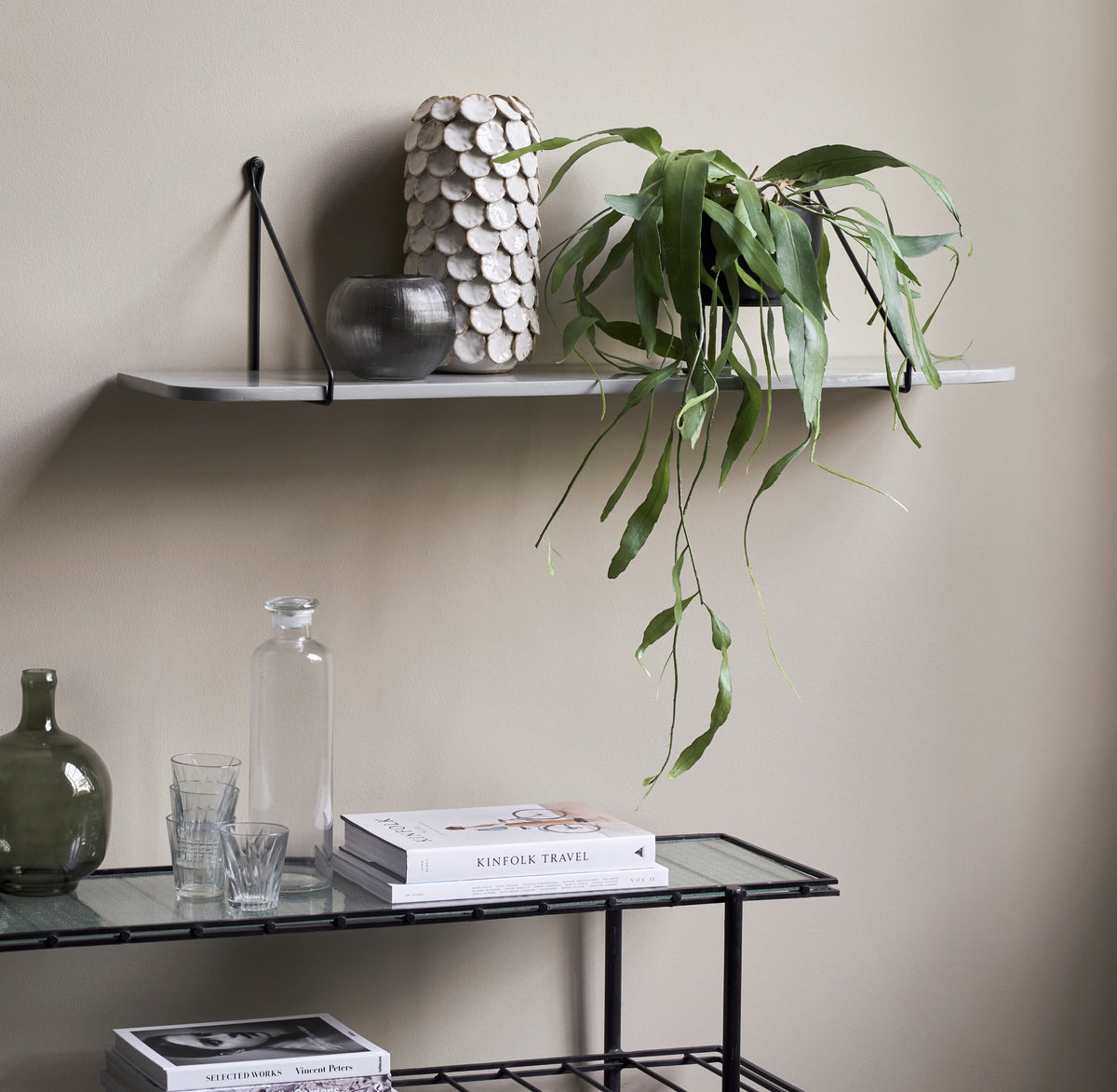 RIB Shelf 100cm | Grey by HOUSE DOCTOR (shelf-rib-grey-100cm)