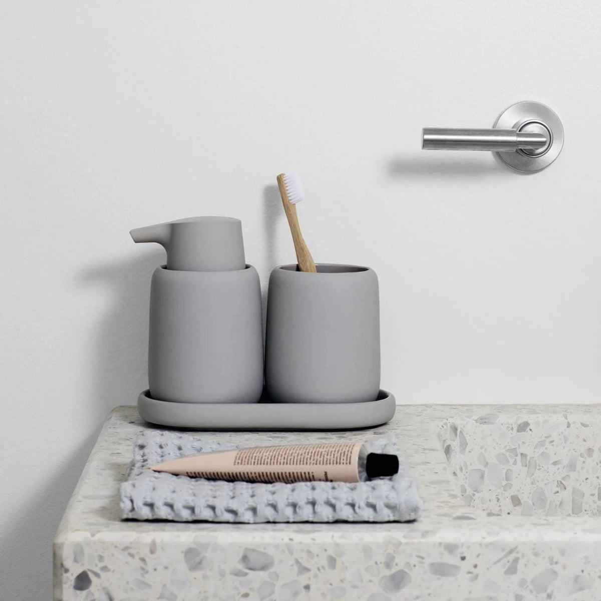 SONO Tumbler | Micro Chip by BLOMUS (blomus-sono-tumbler-micro-chip)