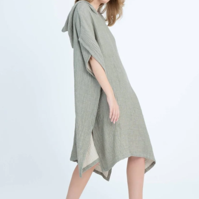 Flow Kids Poncho M/L | Olive Grey by ANZA TEXTILE COMPANY (anza-flow-poncho-m02-olive-grey)
