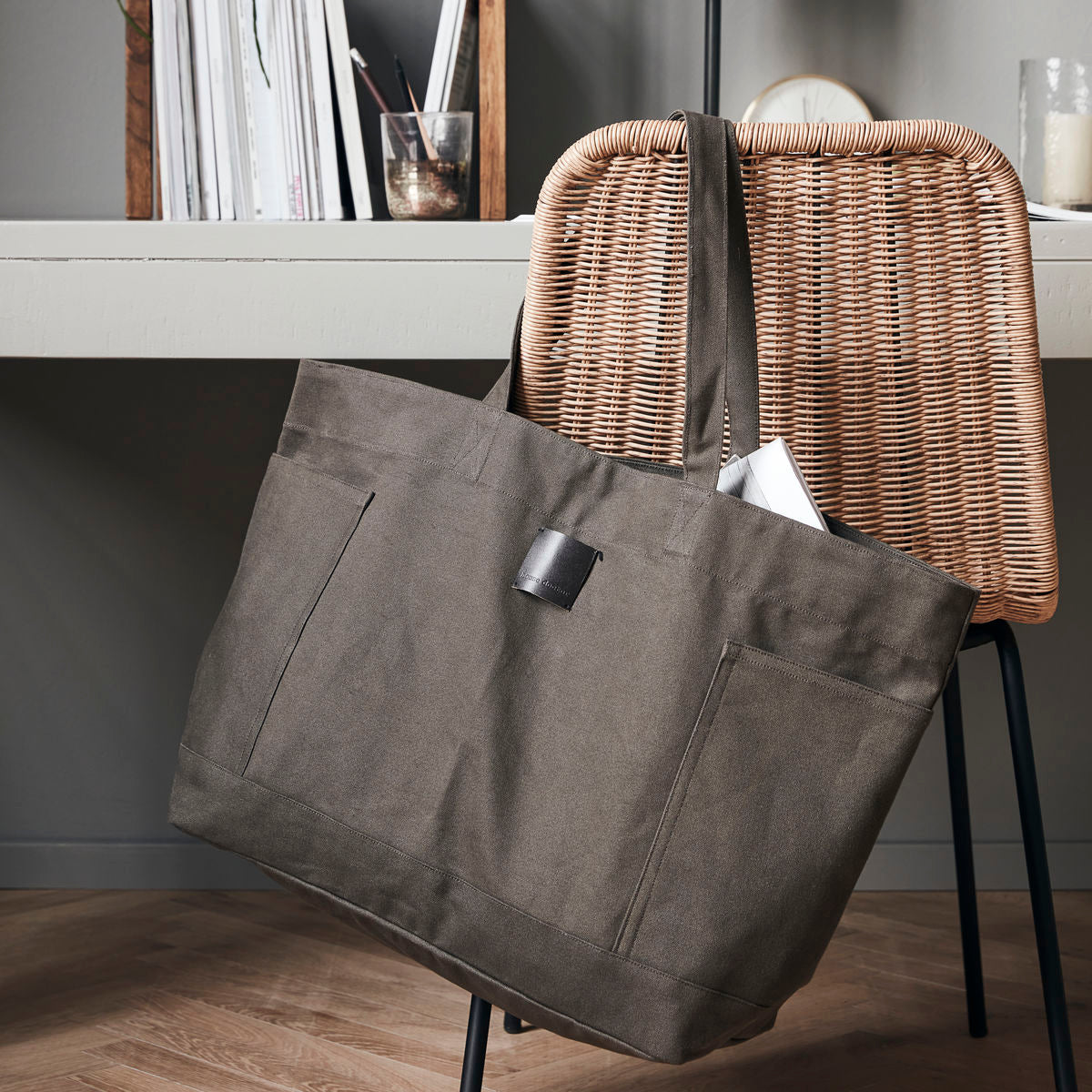 VACAY Bag - Army Green by HOUSE DOCTOR (house-doctor-bag-vacay-army-green)